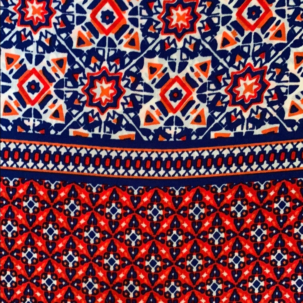 Lucy & Laurel patterned blouse